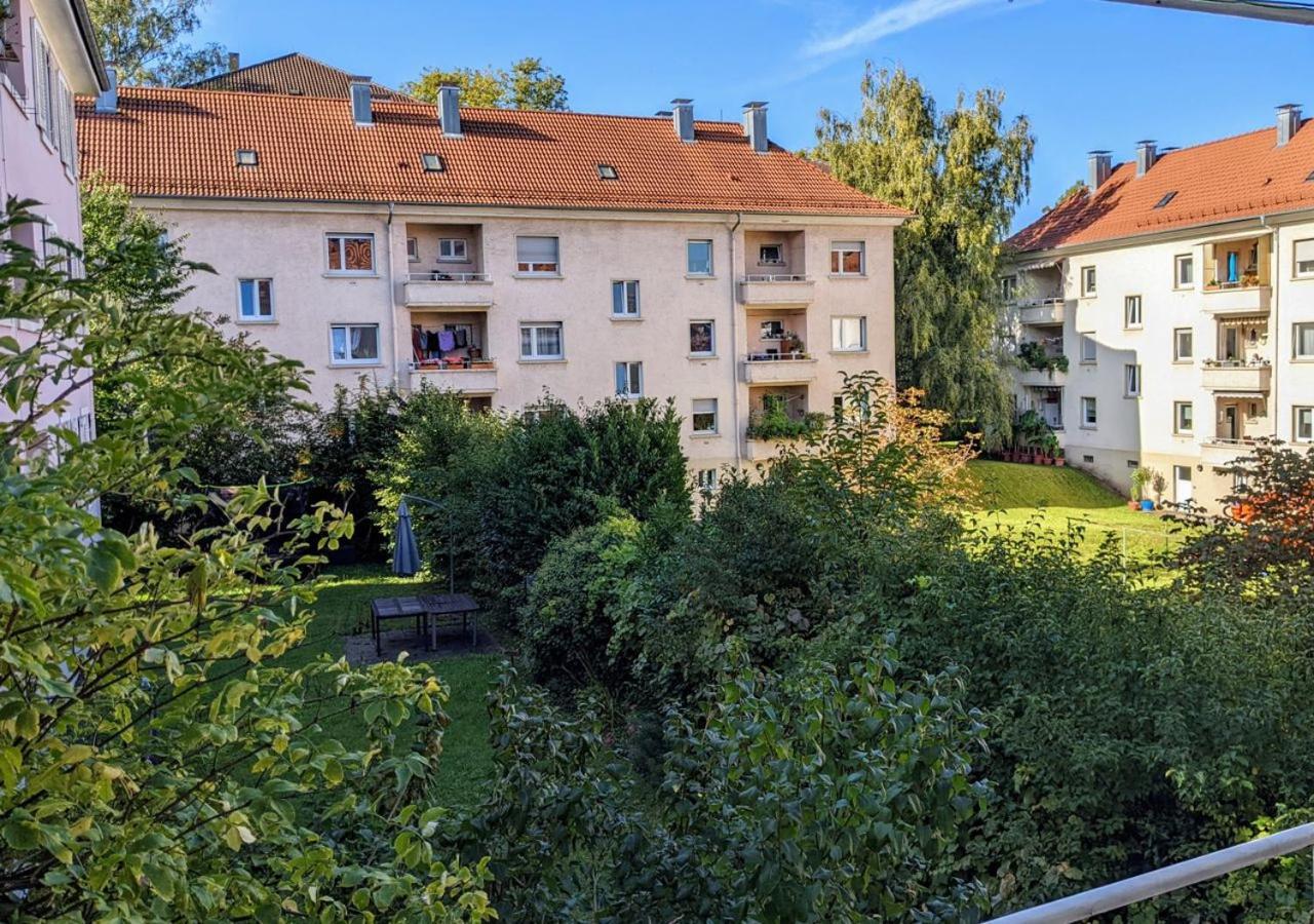 65Qm Altbaucharme Mit Zwei Balkonen Apartamento Karlsruhe Exterior foto